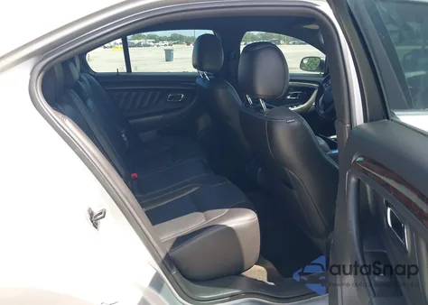 2015 Ford Taurus Limited z USA, uszkodzony, nr VIN 1FAHP2F87FG110430